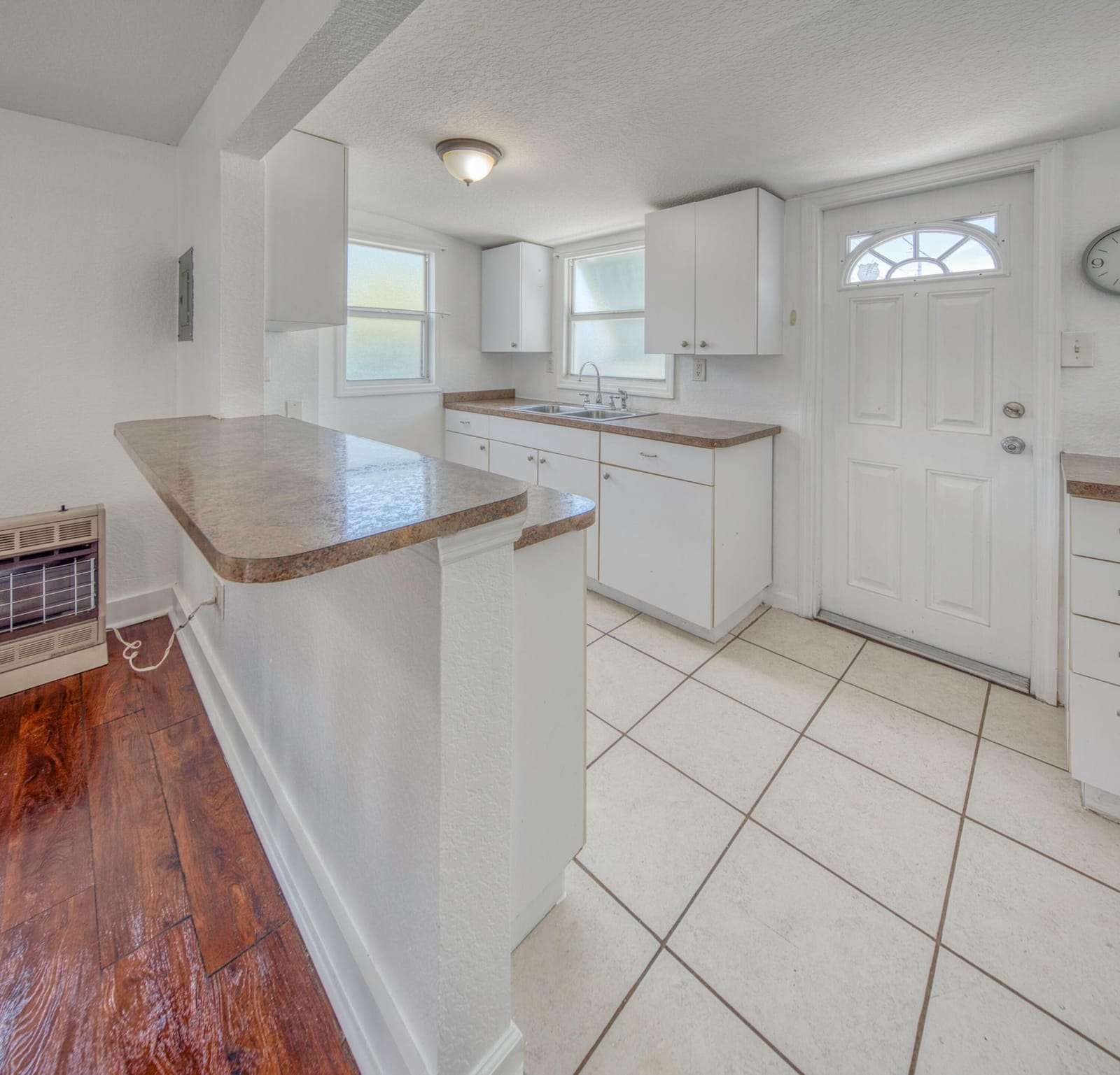 708 N H Street — photo 10