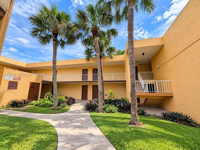 13700 SW 62nd Street 143, Miami, FL 33183