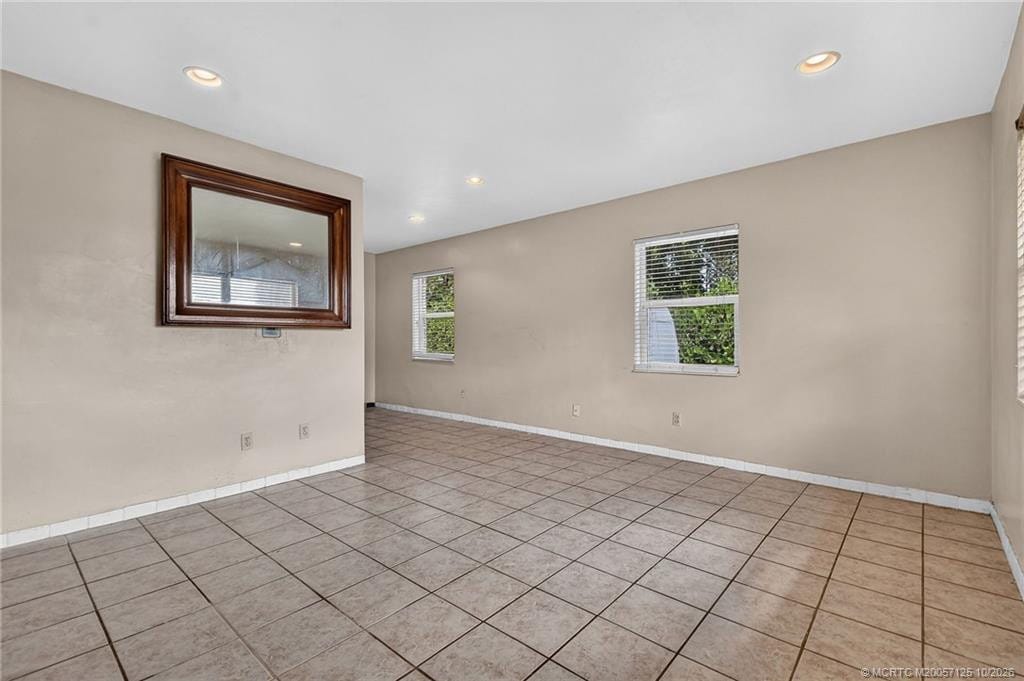 8331 SE Lundy Street — photo 5