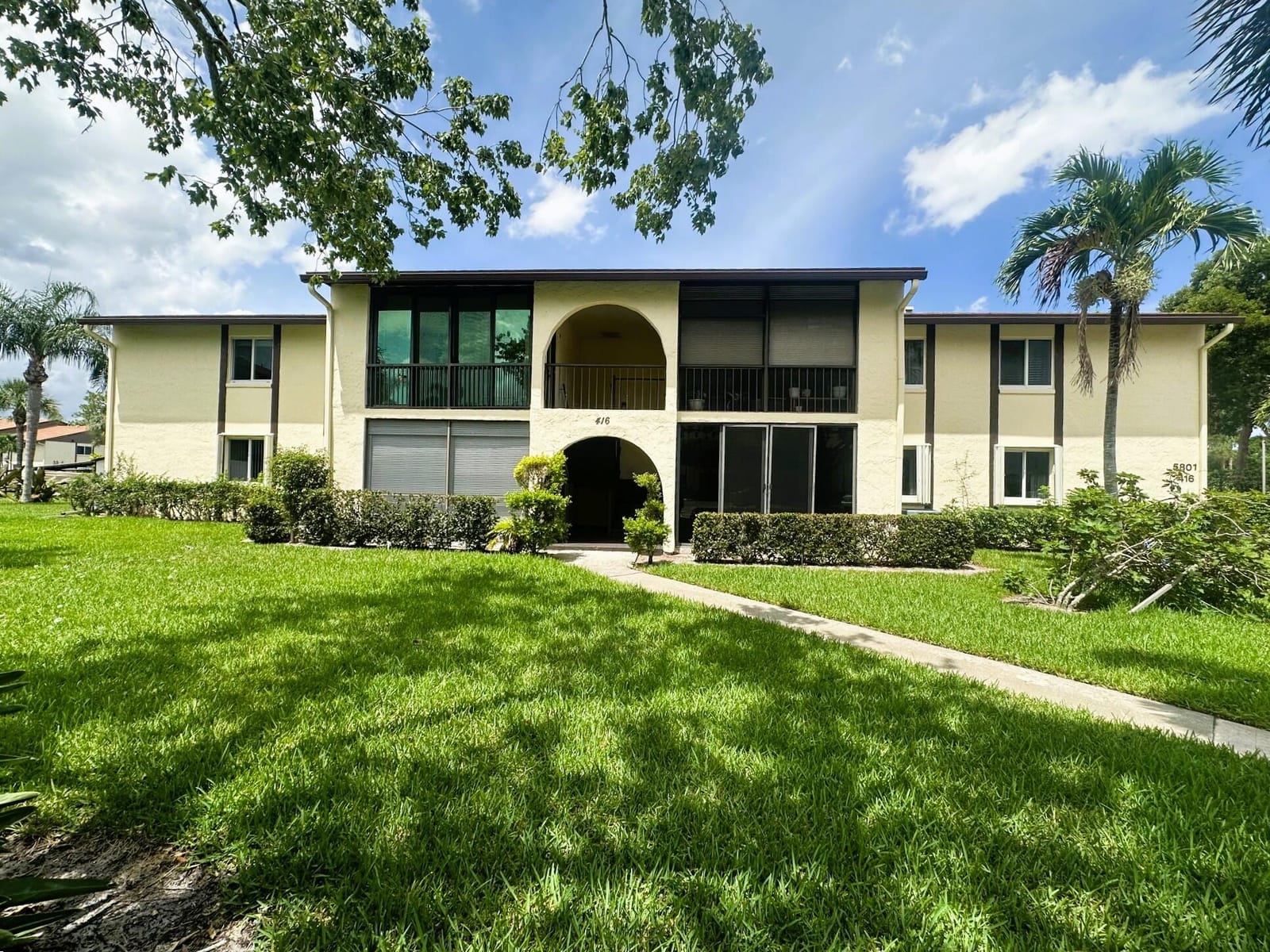 5801 Whispering Pine Way A-2, Greenacres, FL 33463