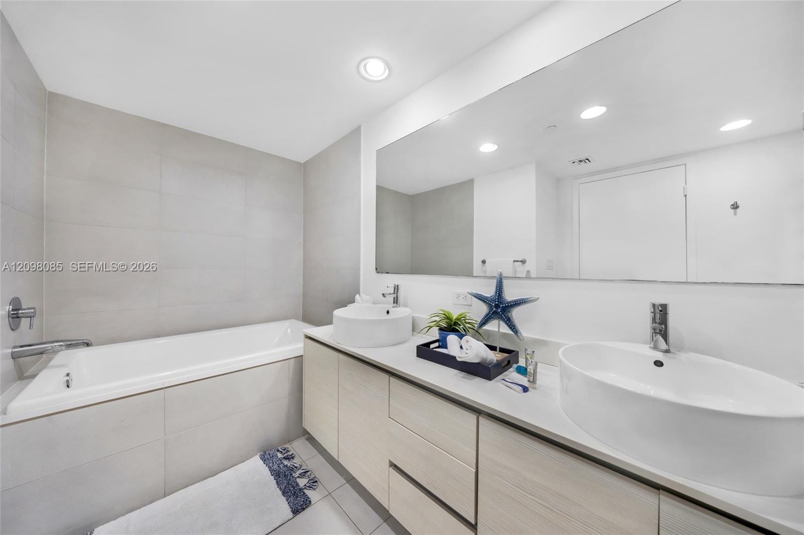 2600 E Hallandale Beach Boulevard T1102, Hallandale Beach, FL 33009 photo 22