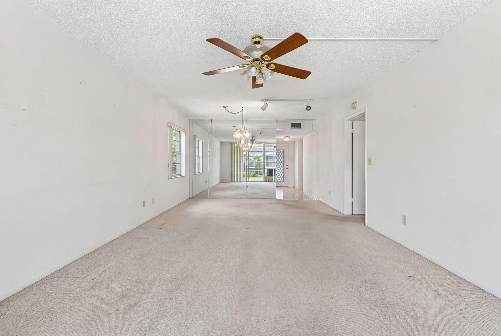 8321 SANDS POINT Boulevard D206, Tamarac, FL 33321 photo 15