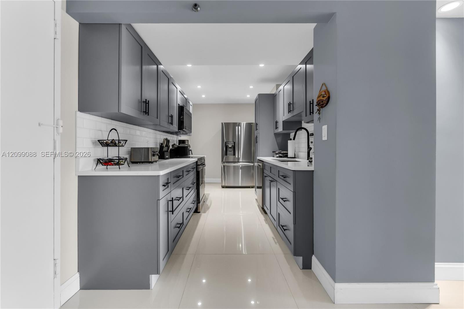3850 Washington Street 704 — photo 12