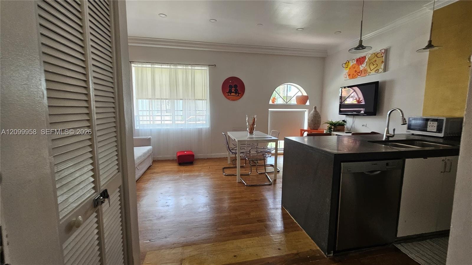 130 3rd Street 101, Miami Beach, FL 33139