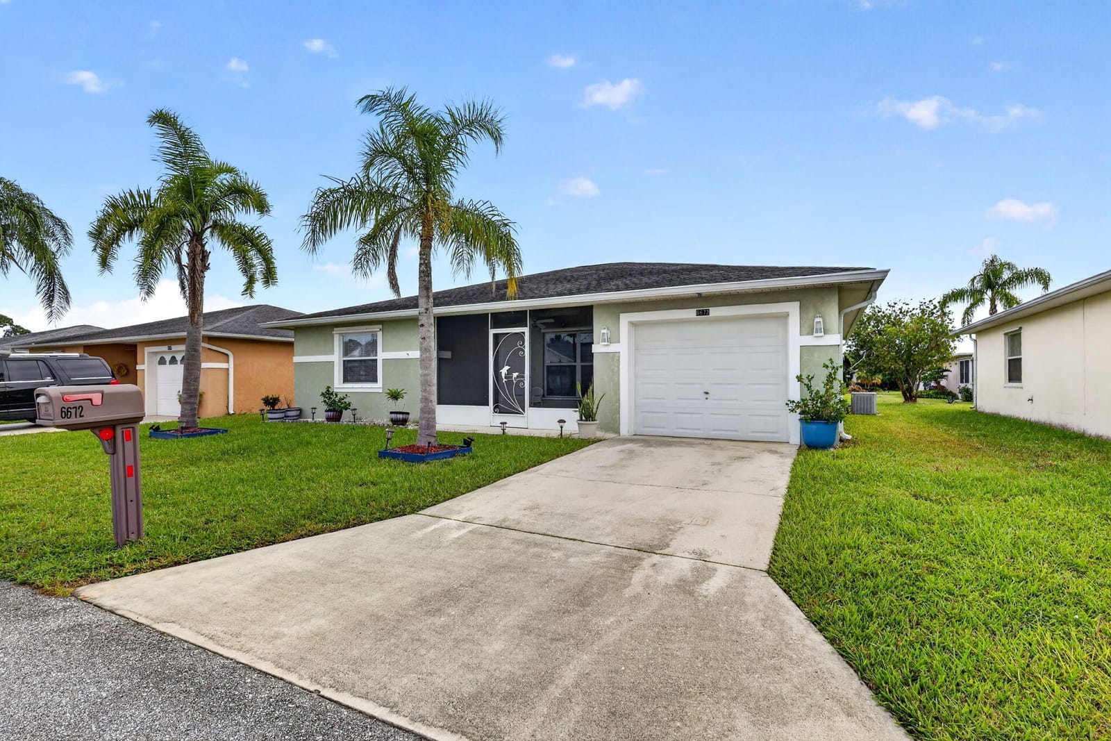 6672 Campanilla, Fort Pierce, FL 34951 photo 2