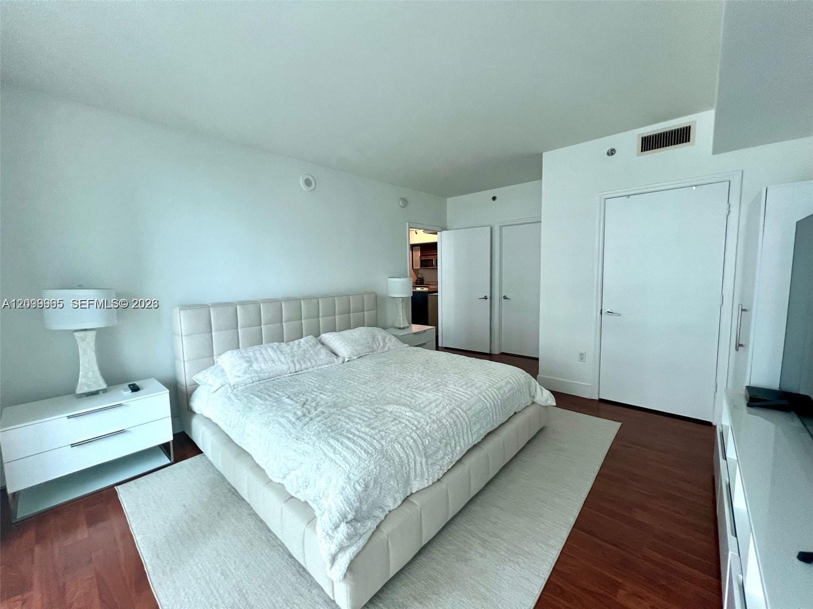 500 Brickell Avenue 1410, Miami, FL 33131 photo 16