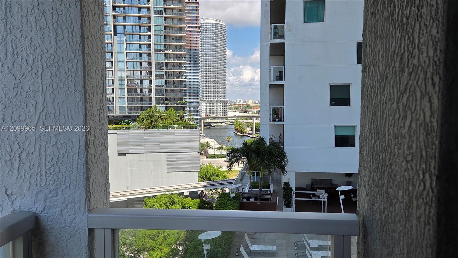 500 Brickell Avenue 1410, Miami, FL 33131 photo 25