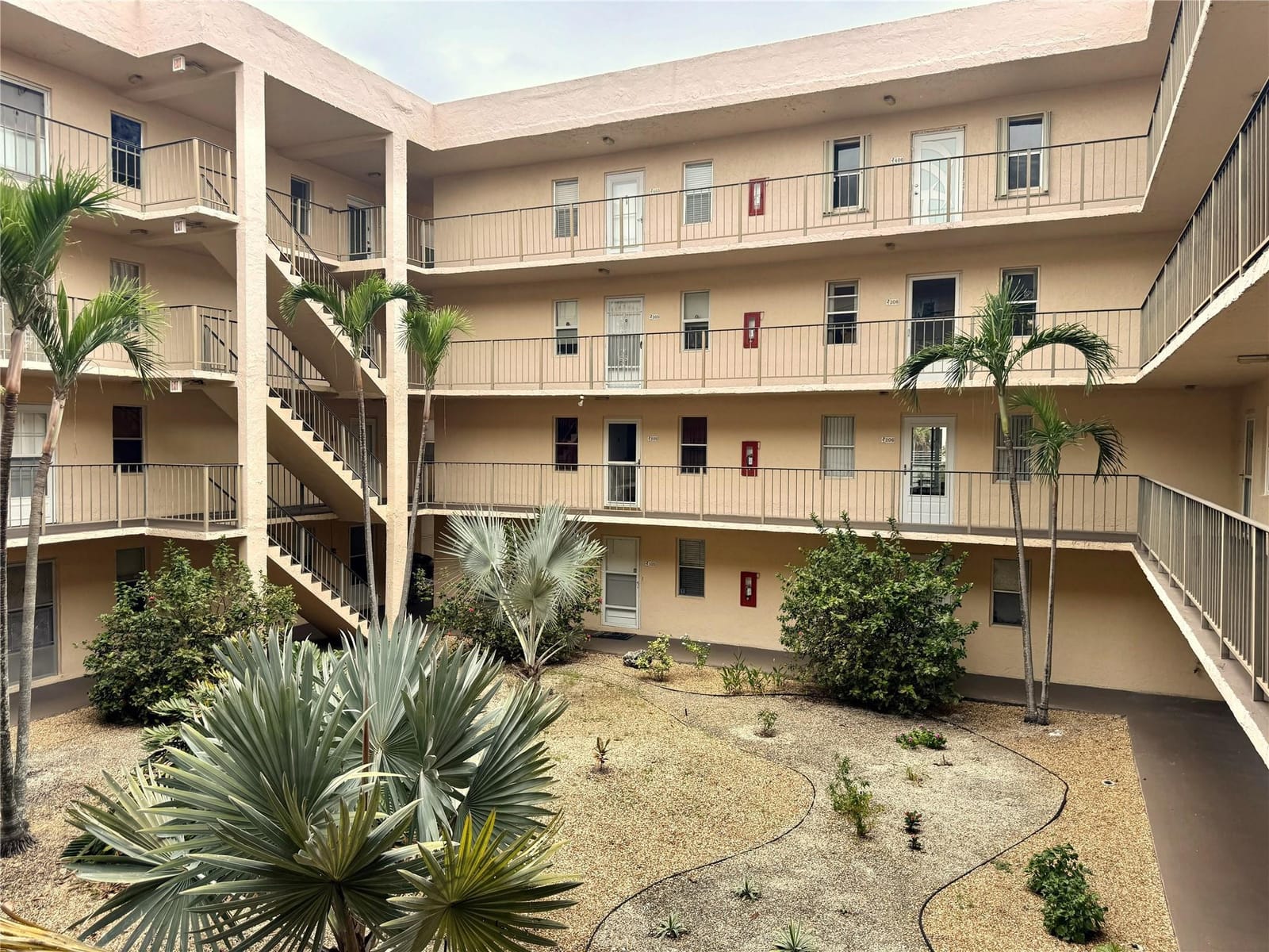 2811 SOMERSET Drive 206, Lauderdale Lakes, FL 33311 photo 25