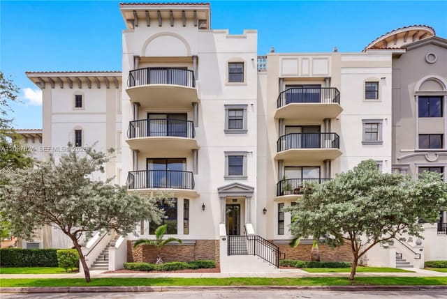 1650 Galiano Street TH11, Coral Gables, FL 33134
