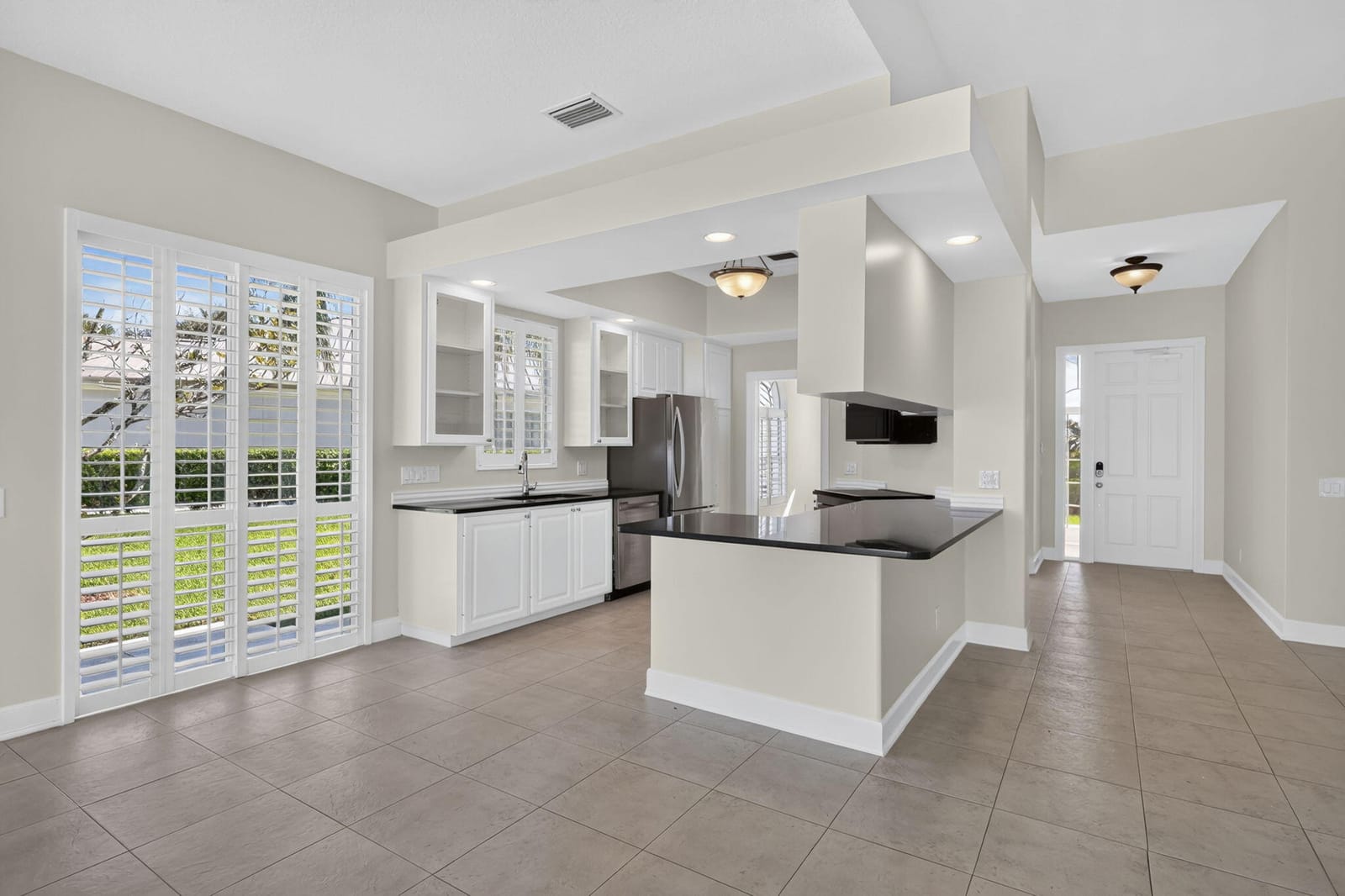 8187 XANTHUS Lane, Wellington, FL 33414 photo 6