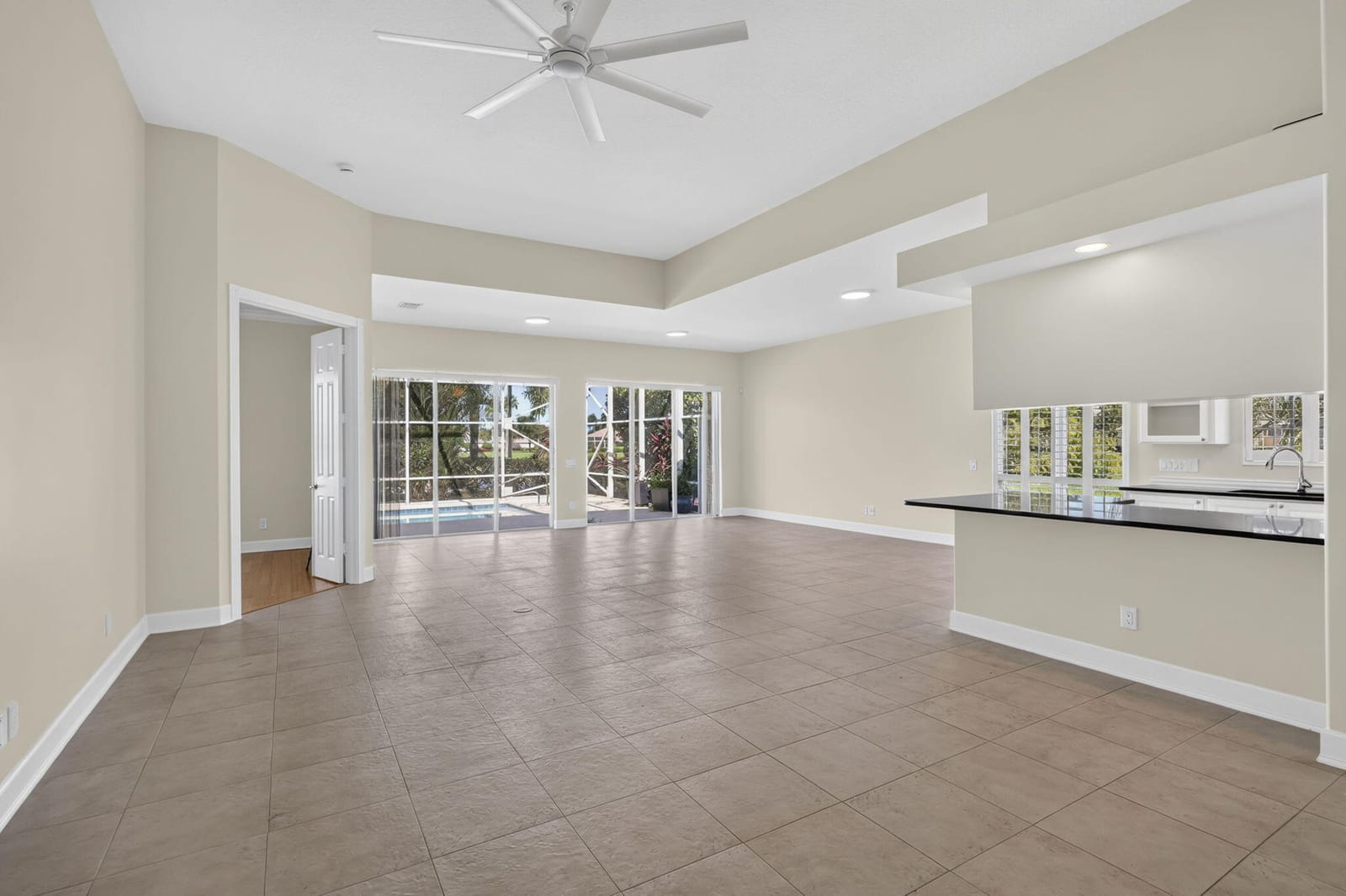 8187 XANTHUS Lane, Wellington, FL 33414 photo 7