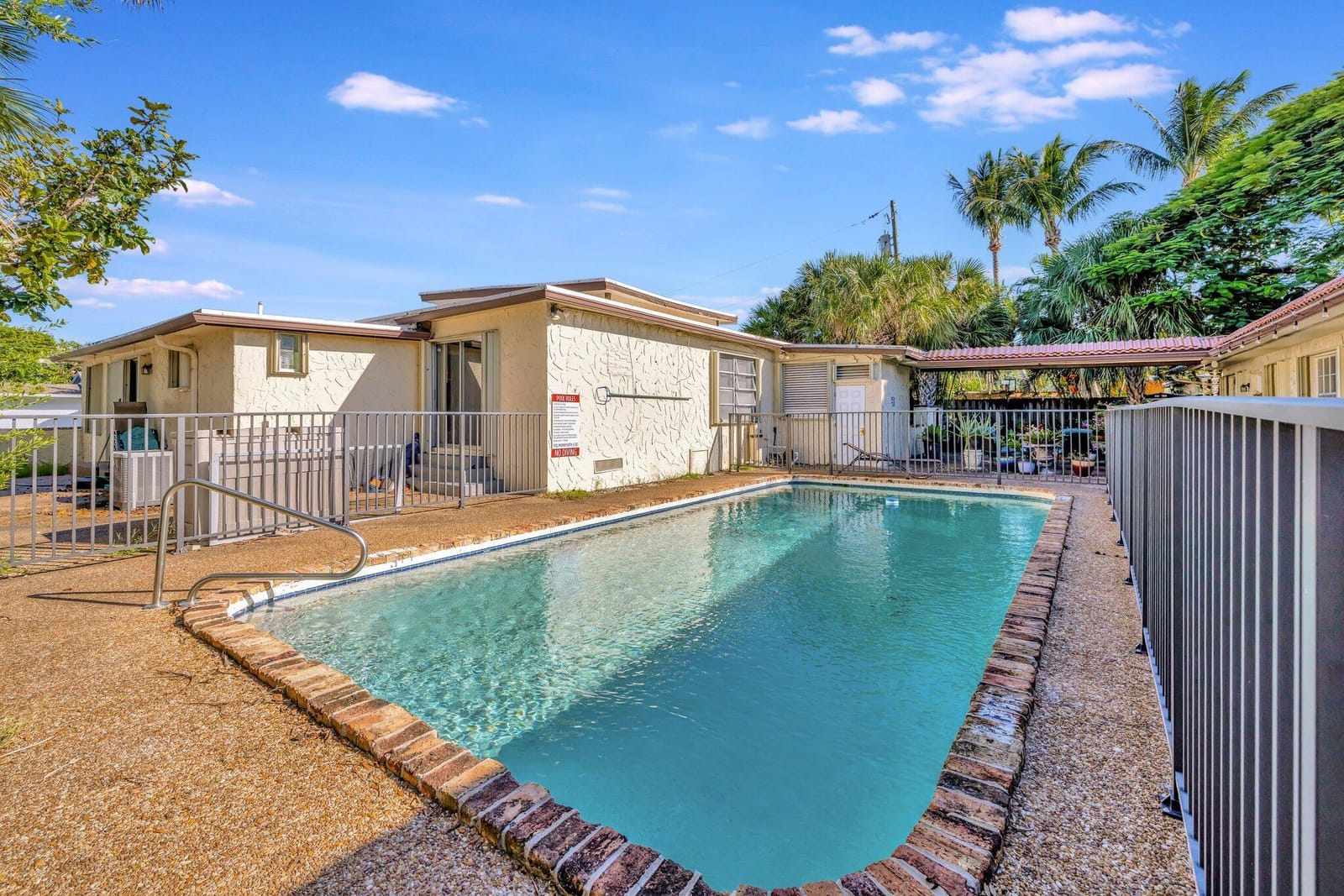 2733 NE 1st Terrace 1, Wilton Manors, FL 33334 photo 2