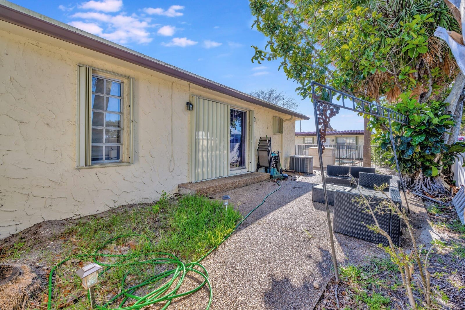 2733 NE 1st Terrace 1, Wilton Manors, FL 33334 photo 12