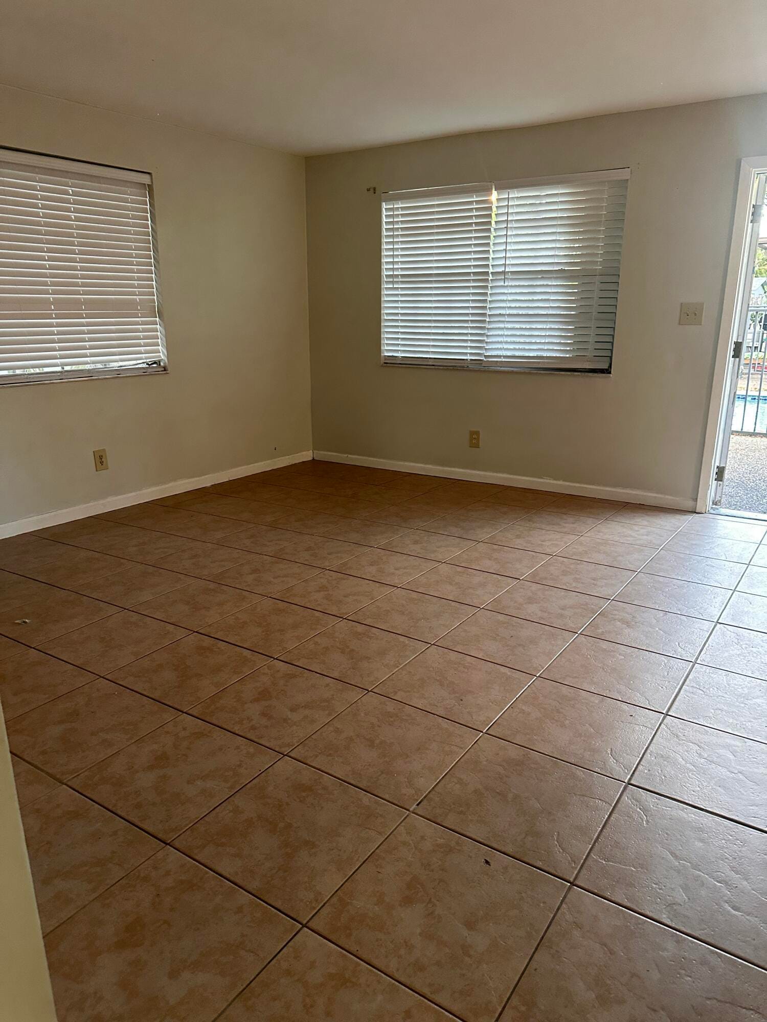 2733 NE 1st Terrace 1, Wilton Manors, FL 33334 photo 24