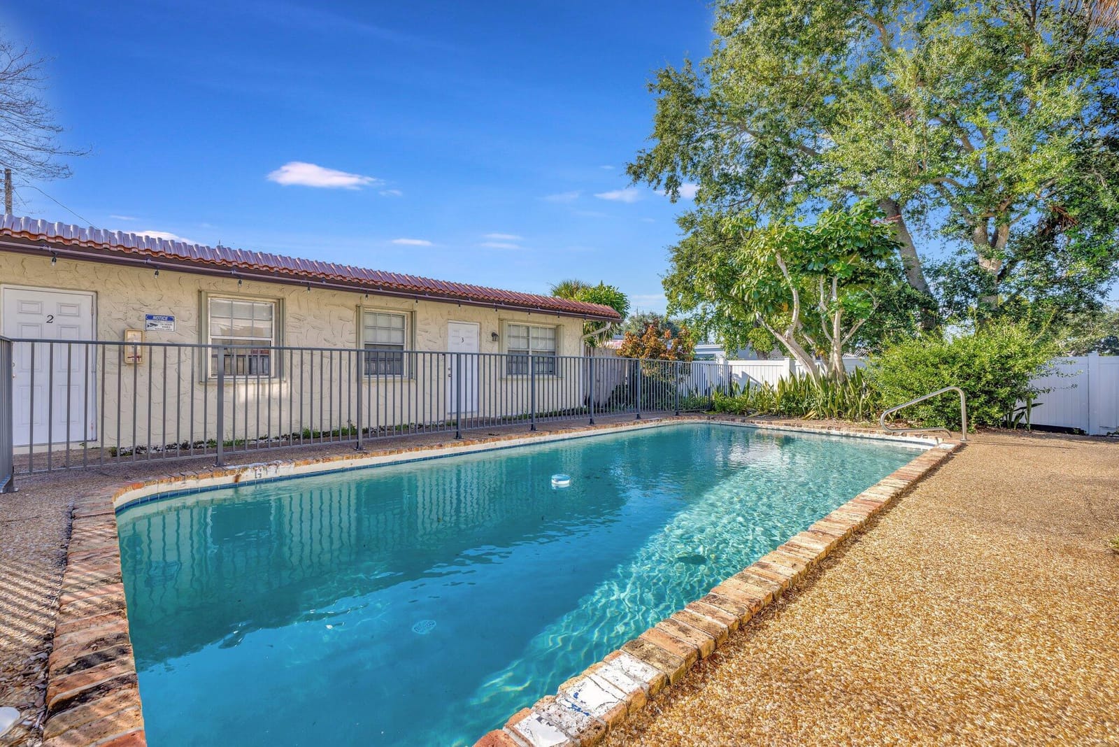 2733 NE 1st Terrace 1, Wilton Manors, FL 33334 photo 9