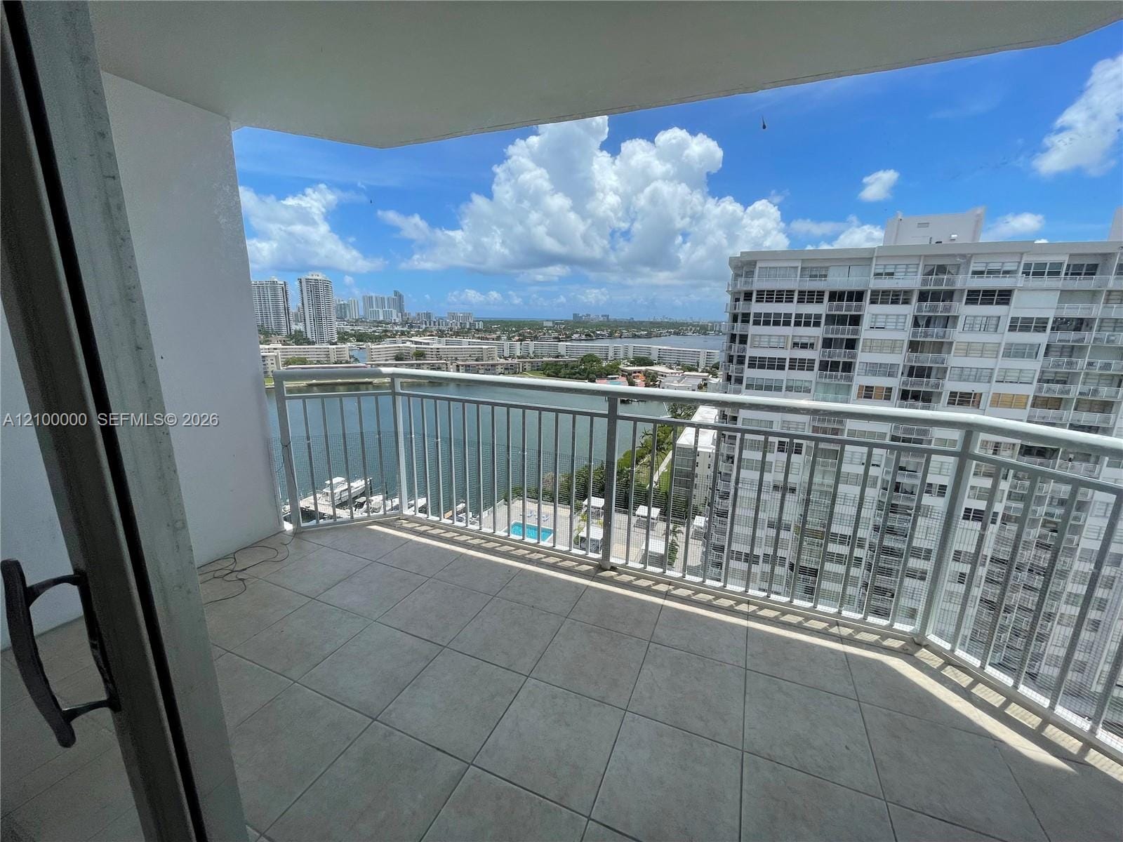 18061 Biscayne Boulevard 1804, Aventura, FL 33160 photo 19