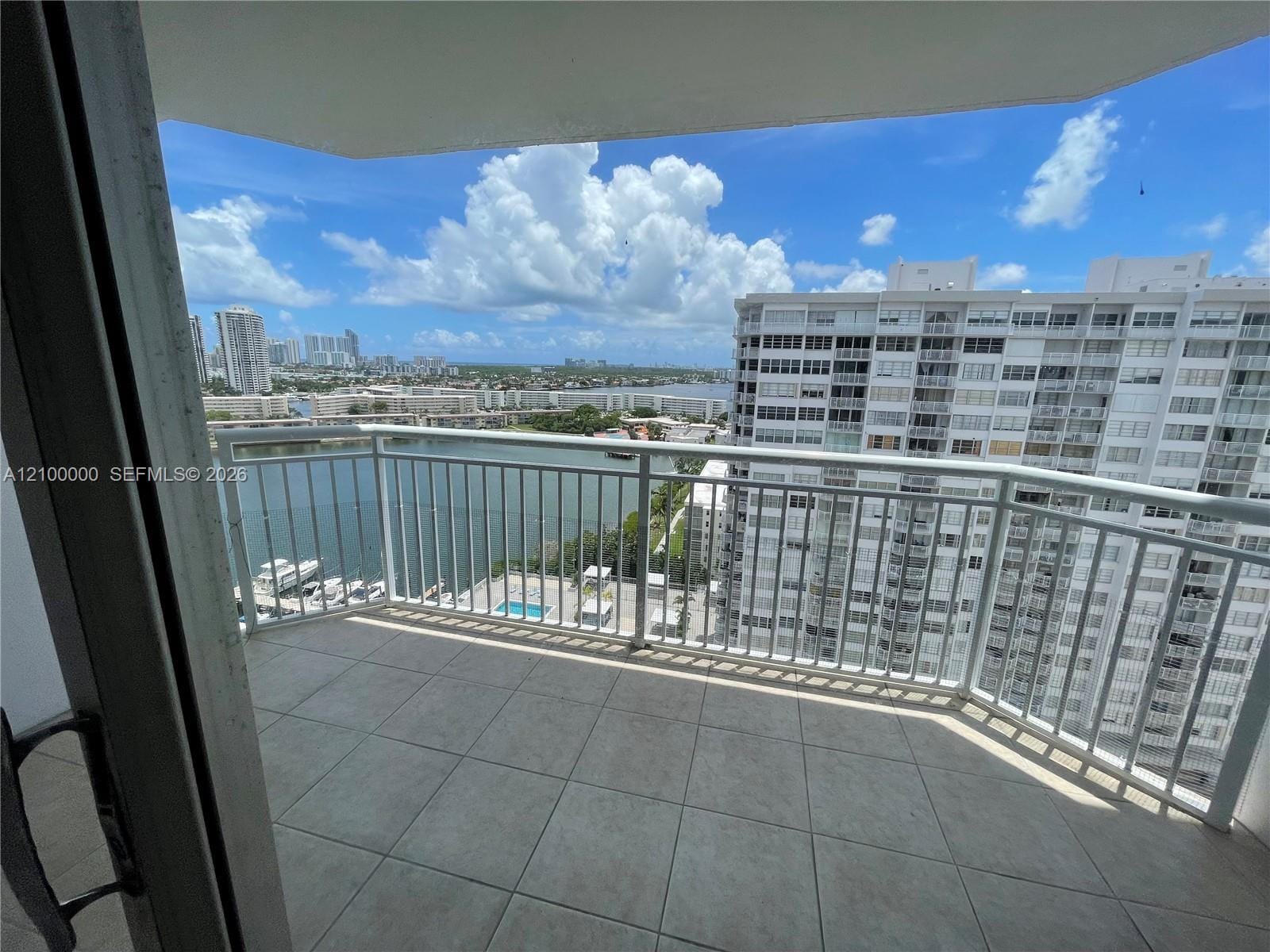 18061 Biscayne Boulevard 1804, Aventura, FL 33160 photo 21