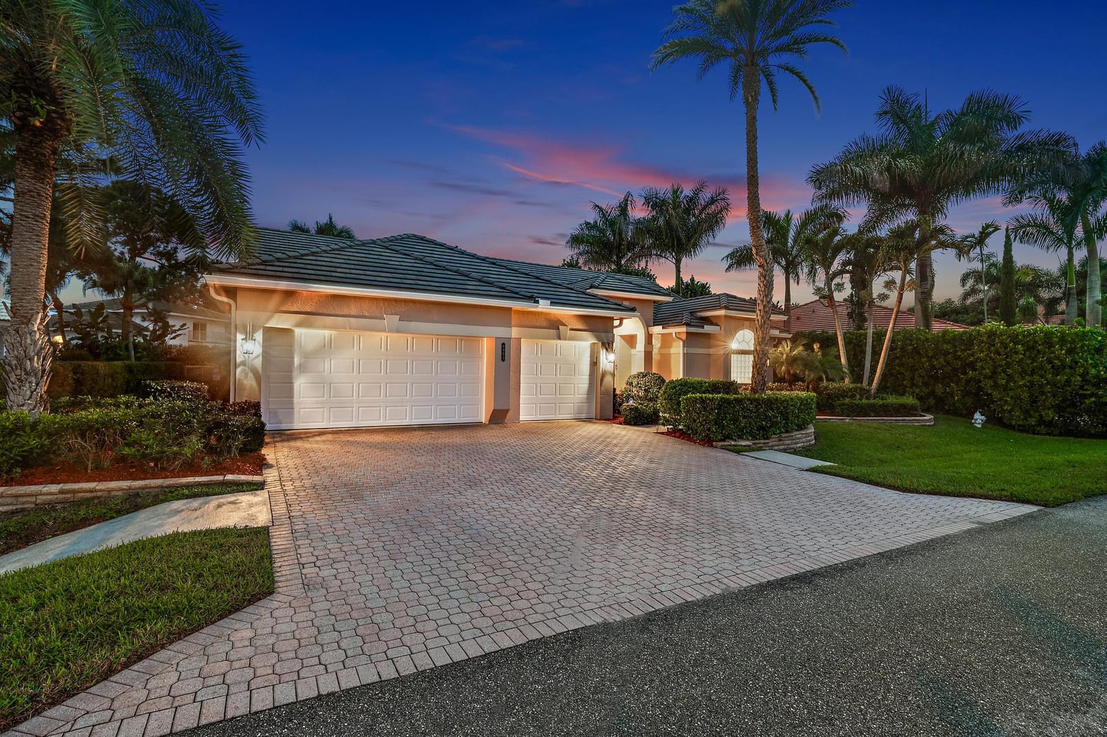 8954 SE WATER OAK Place, Jupiter, FL 33469 photo 3