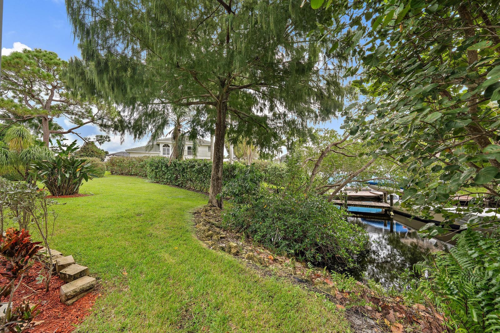 8954 SE WATER OAK Place, Jupiter, FL 33469 photo 29