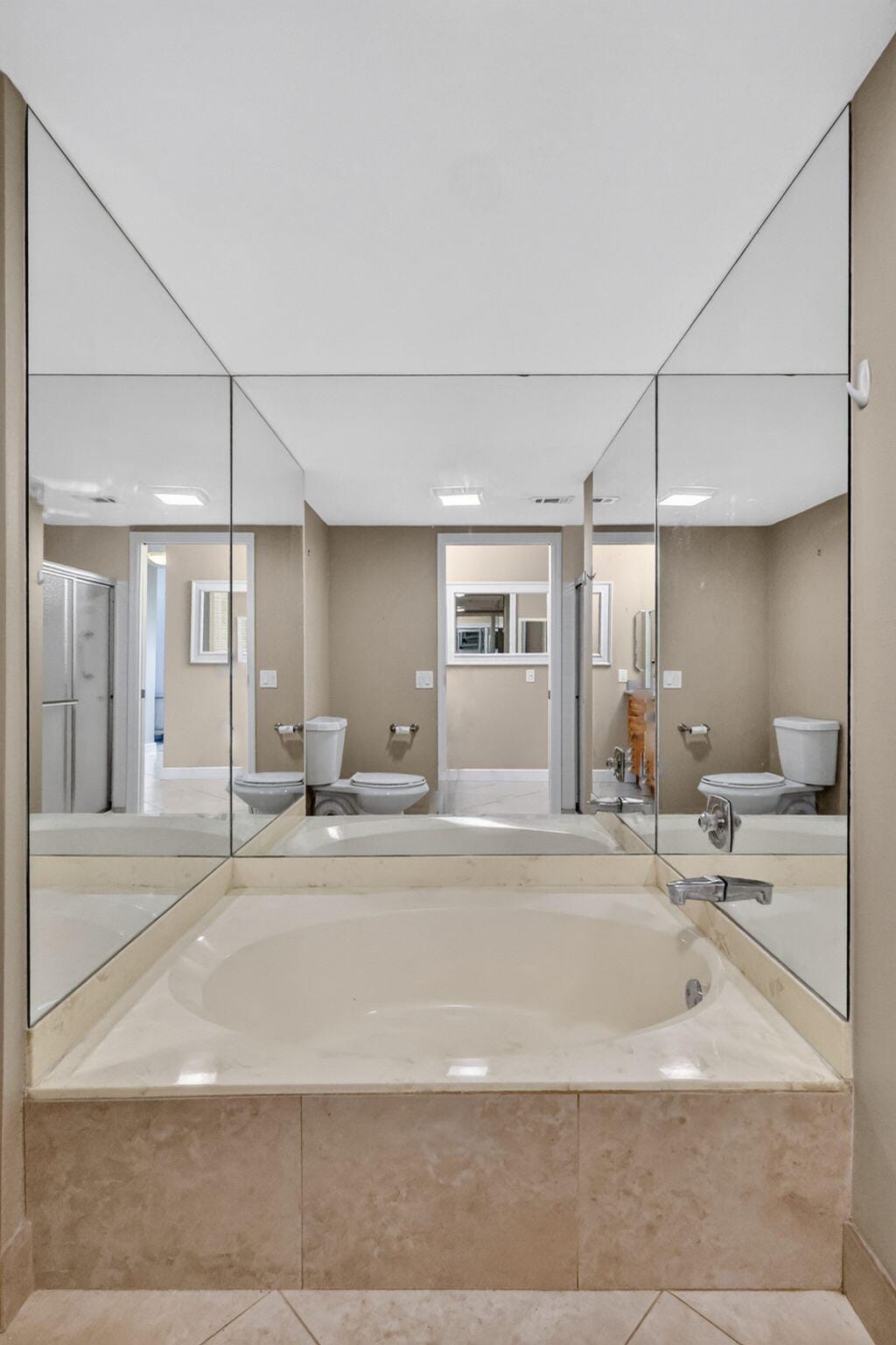 2 STRATFORD Drive E A, Boynton Beach, FL 33436 photo 29
