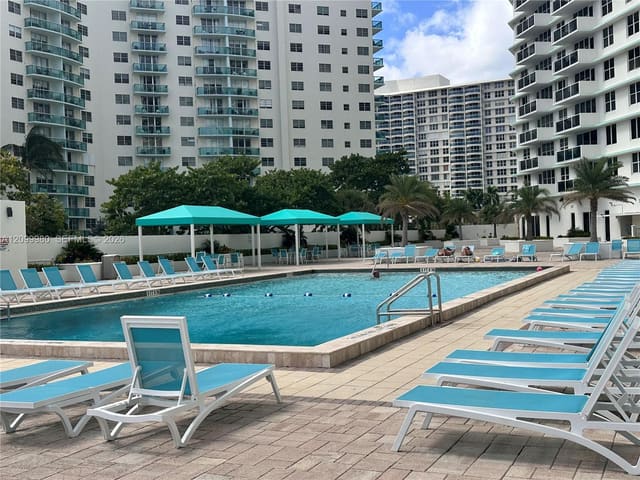 3725 S Ocean Drive 509, Hollywood, FL 33019
