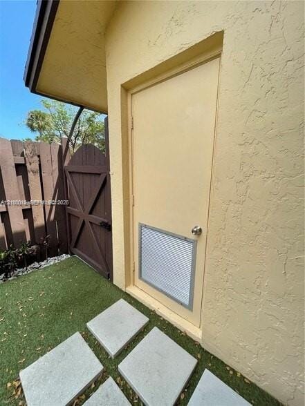 112 Fox Road 2-50, Hollywood, FL 33024 photo 21