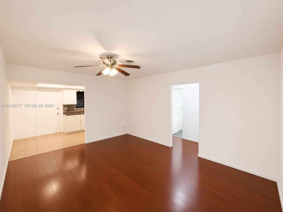 345 NW 32nd Street 345, Oakland Park, FL 33309 photo 2