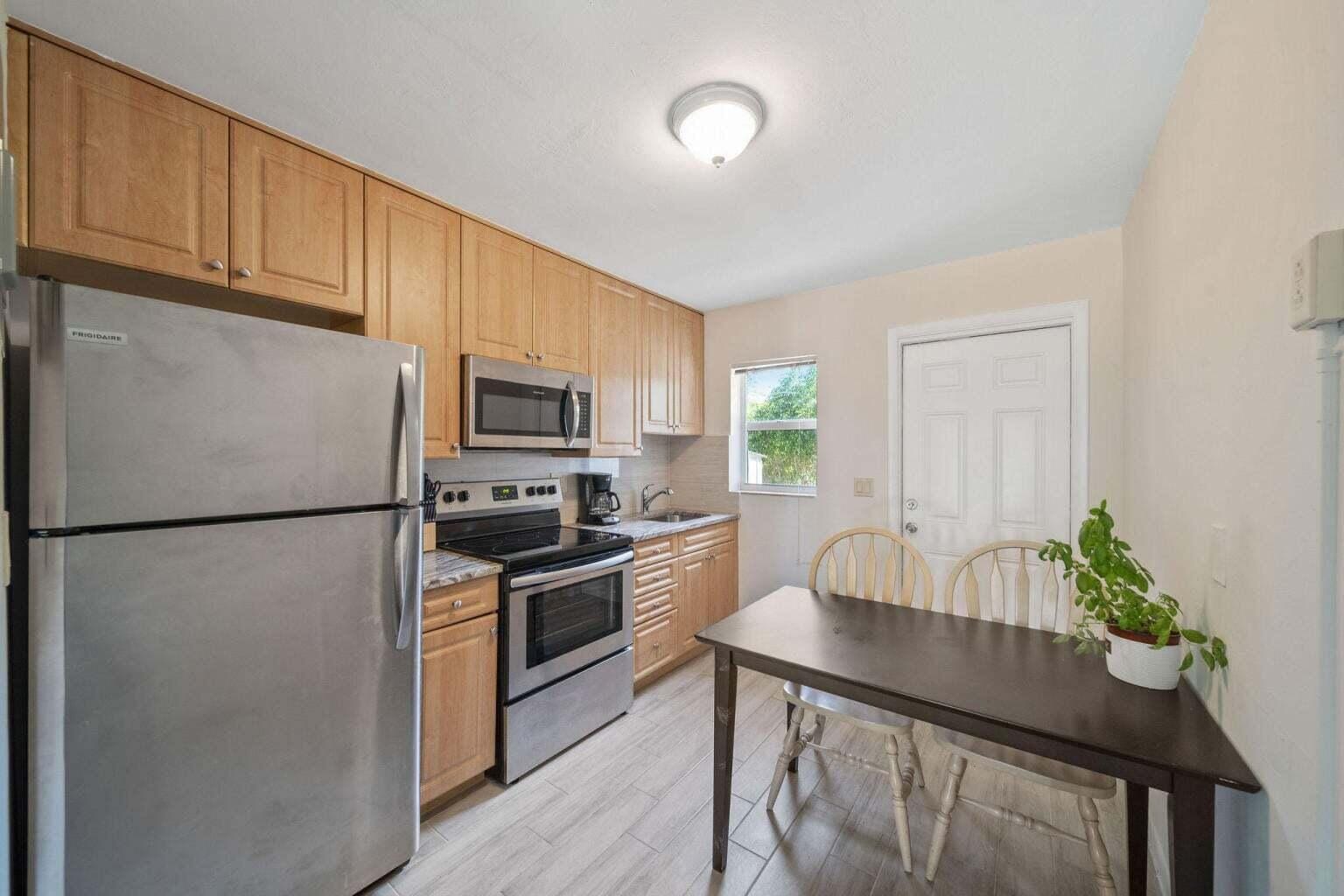 1201 NE 2nd Avenue, Delray Beach, FL 33444 photo 13