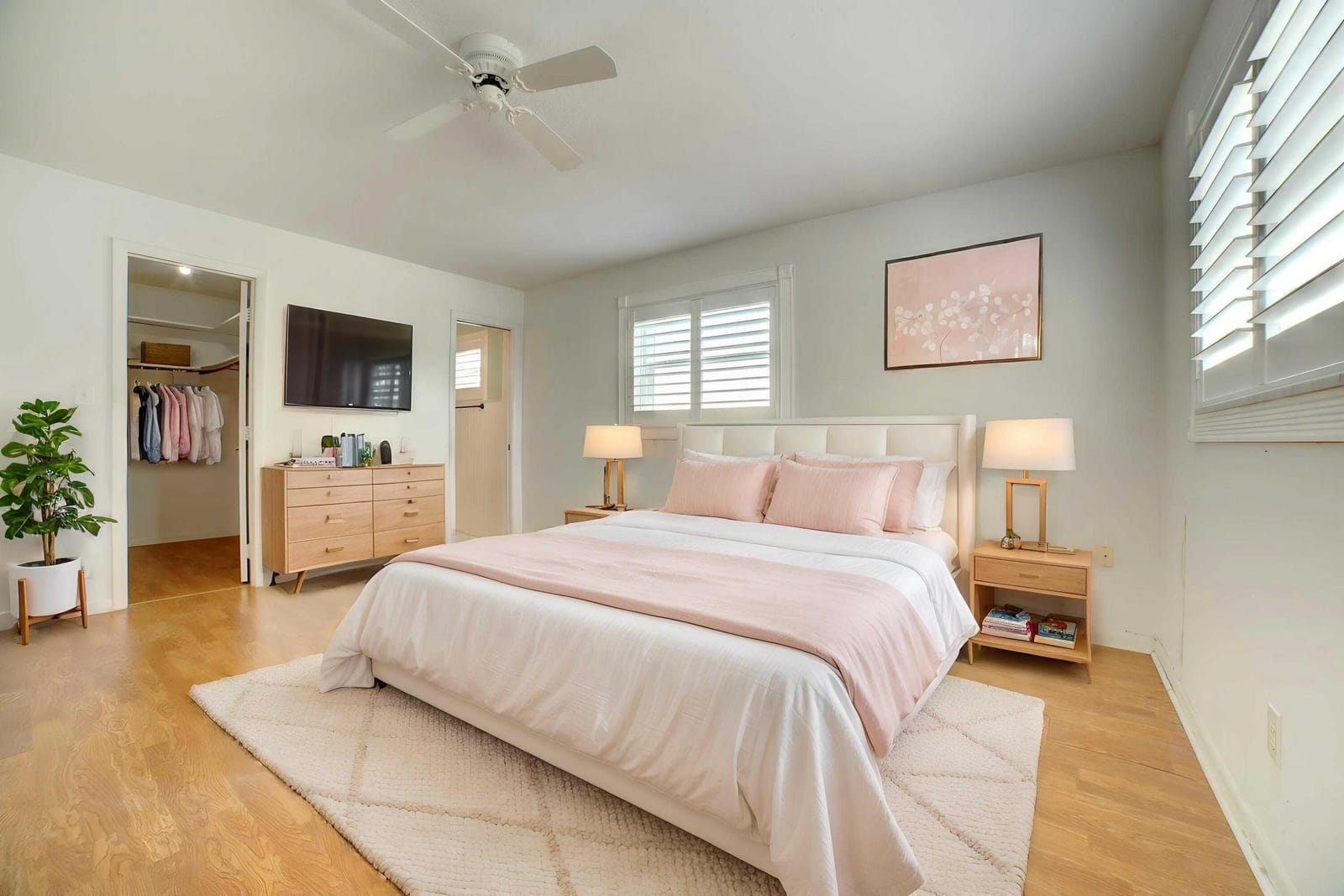 910 SW 7th Avenue — photo 12