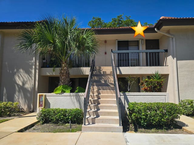 5151 W CLUB Circle 202, Boca Raton, FL 33487