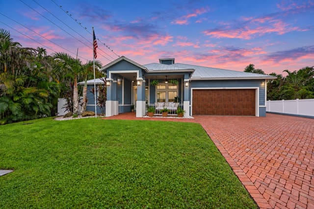 836 SW 34th Terrace, Palm City, FL 34990