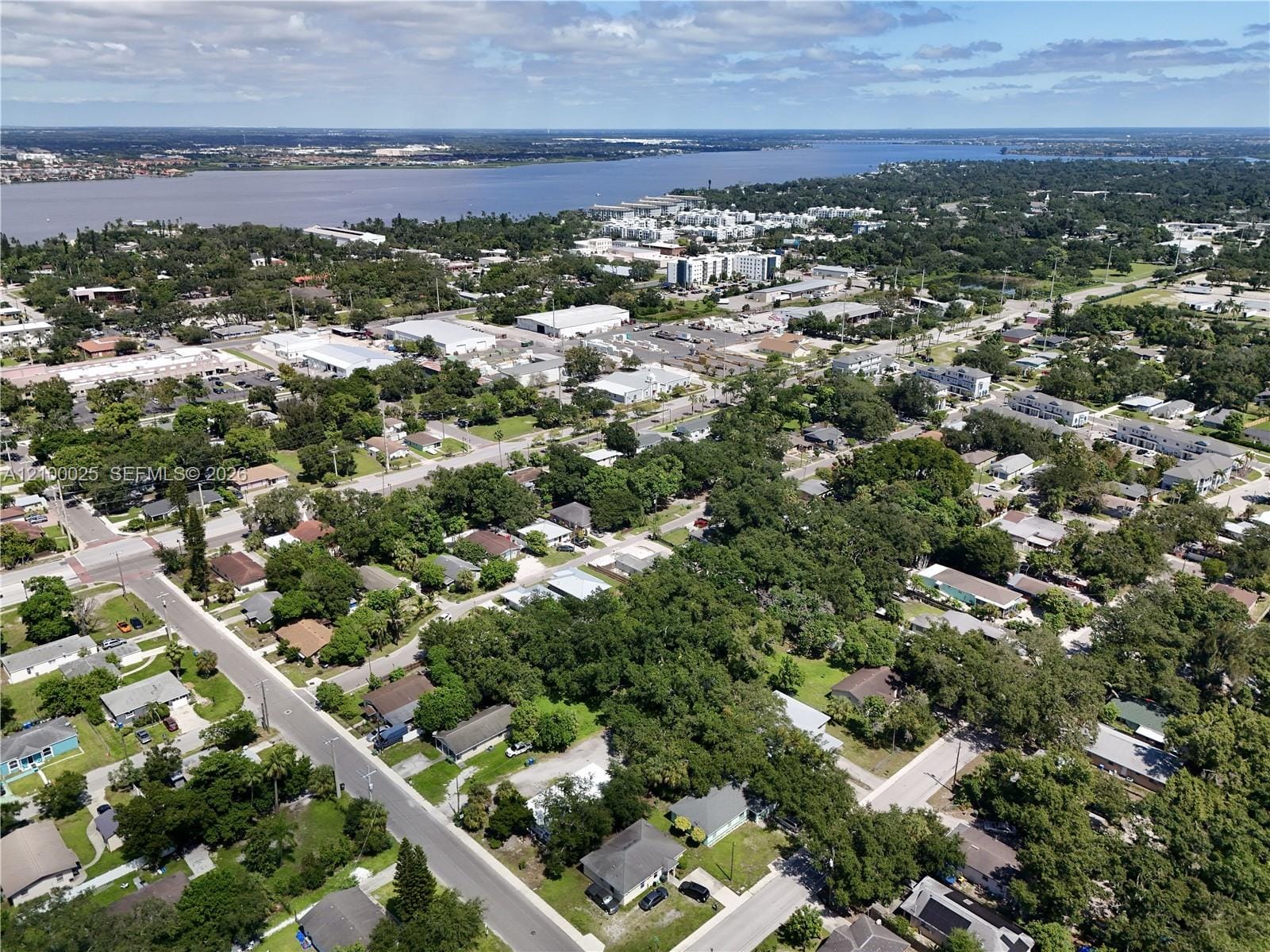 1009 4th Street E, Bradenton, FL 34208 photo 11