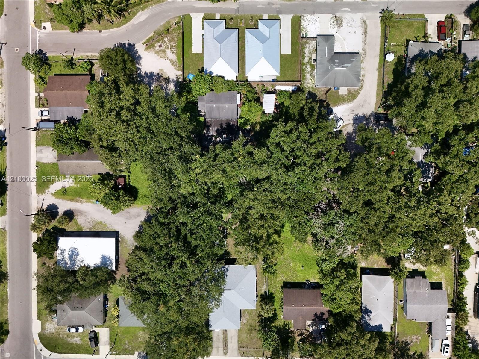1009 4th Street E, Bradenton, FL 34208 photo 12