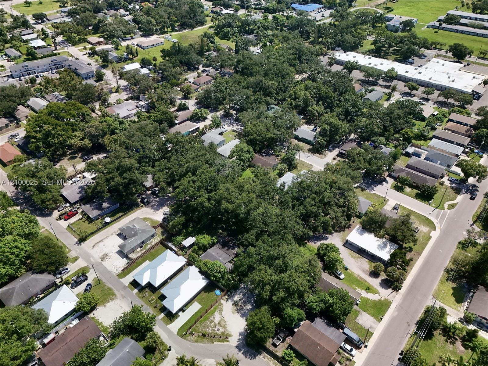 1009 4th Street E, Bradenton, FL 34208 photo 3