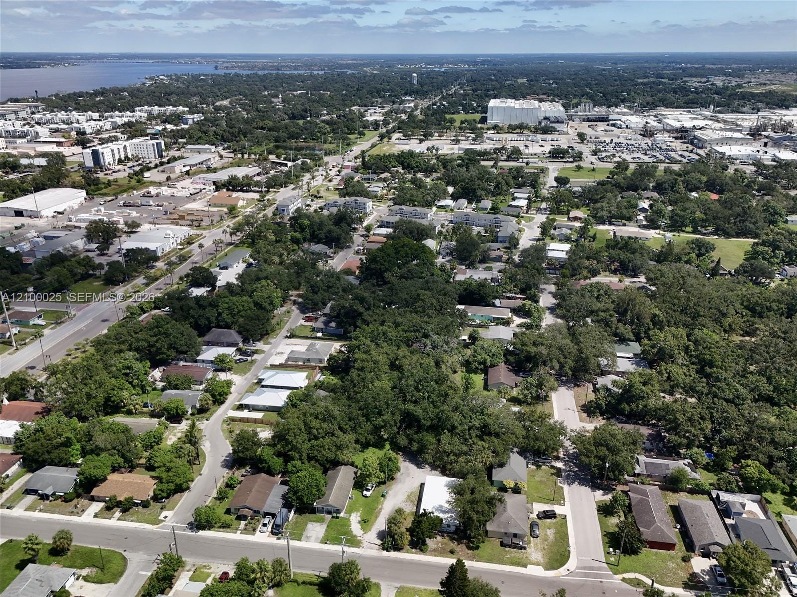 1009 4th Street E, Bradenton, FL 34208 photo 8