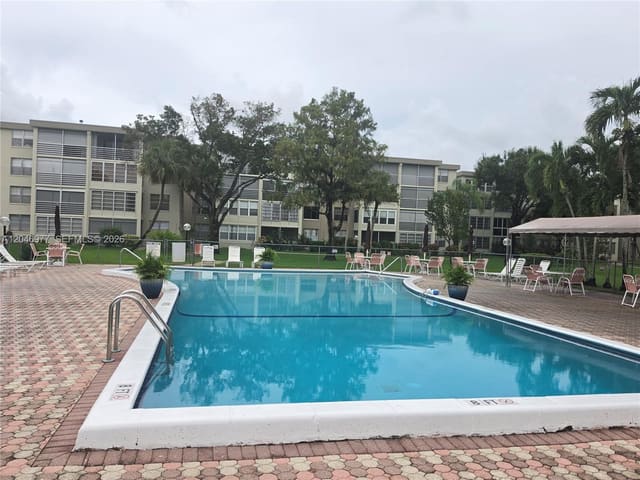 2999 NW 48th Avenue 240, Cypress Chase, Lauderdale Lakes, FL