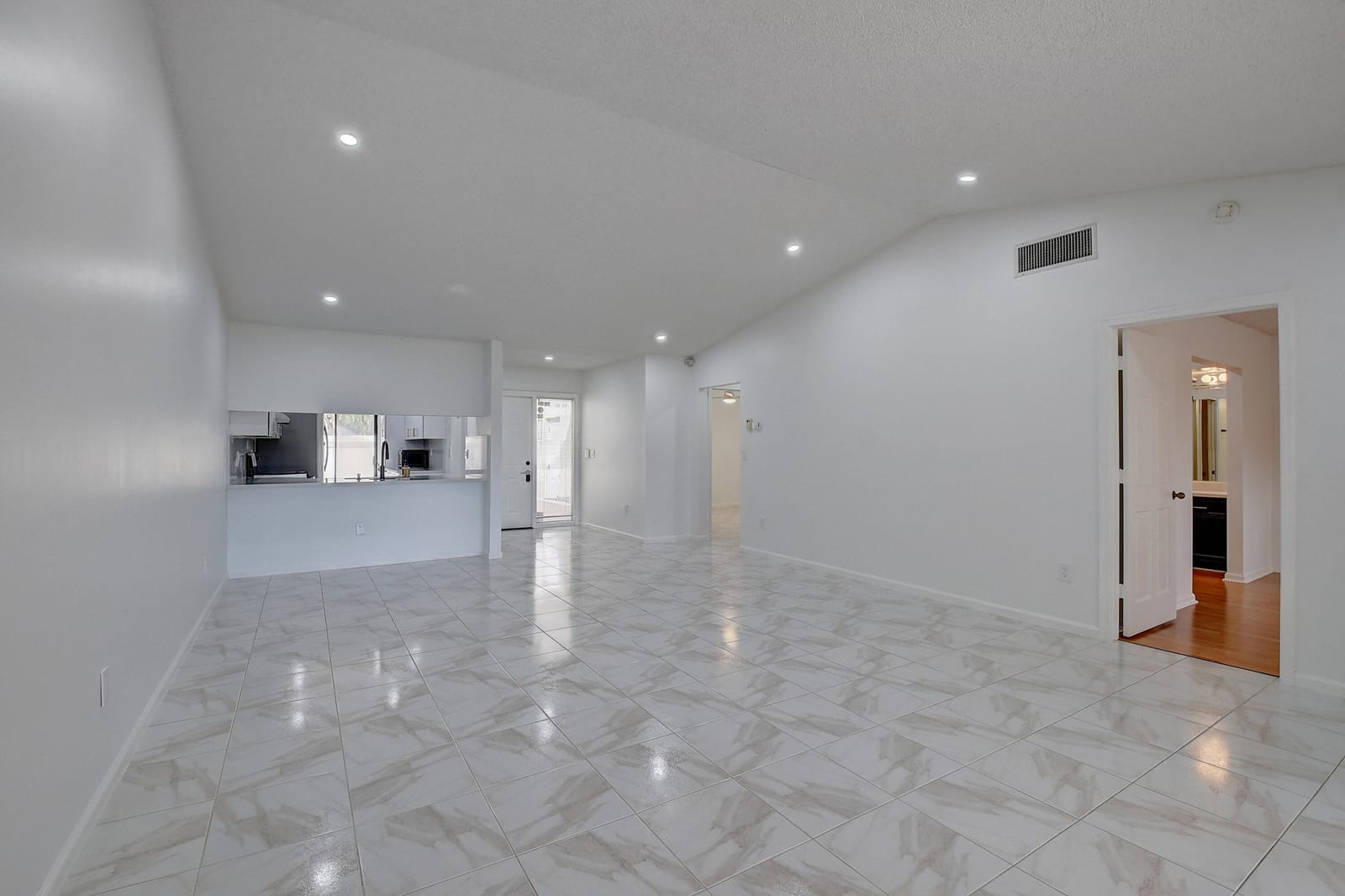 20004 RIMA Circle, Boca Raton, FL 33434 photo 15