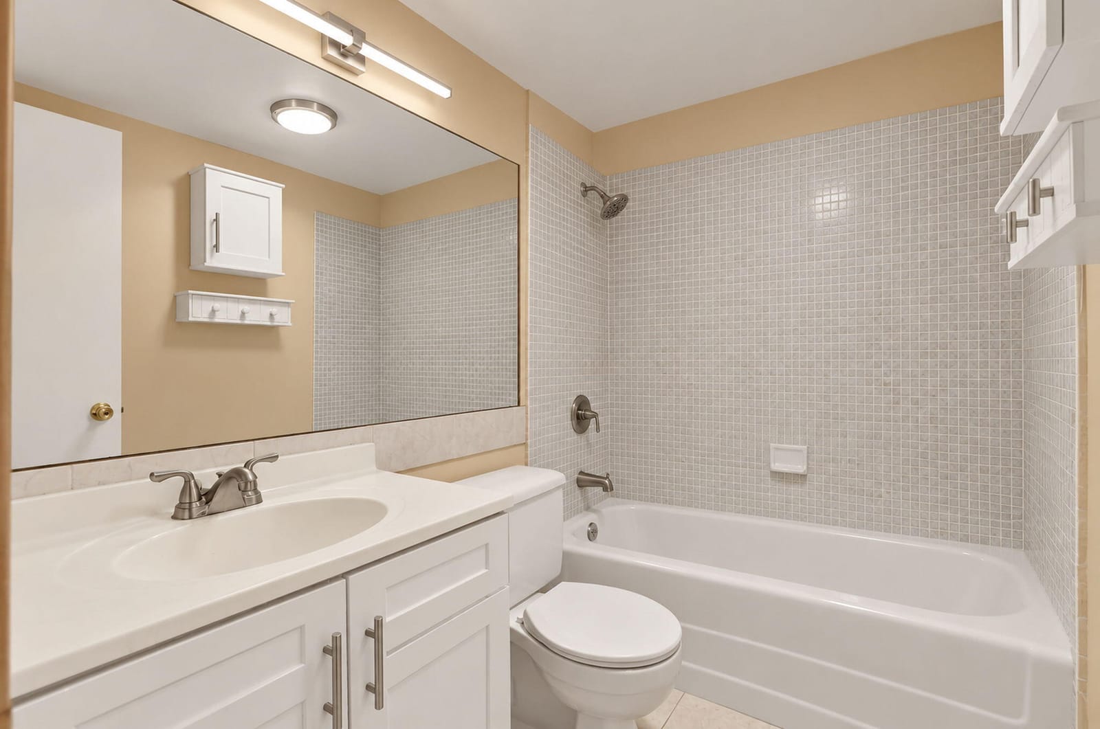 4025 Swansea B 4025, Deerfield Beach, FL 33442 photo 22