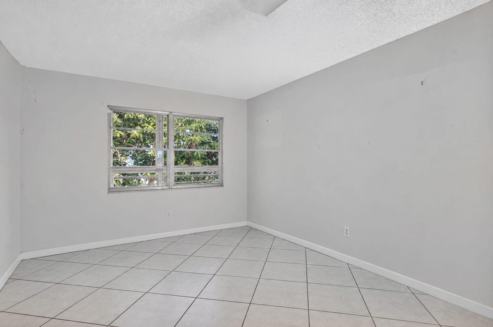 4025 Swansea B 4025, Deerfield Beach, FL 33442 photo 26