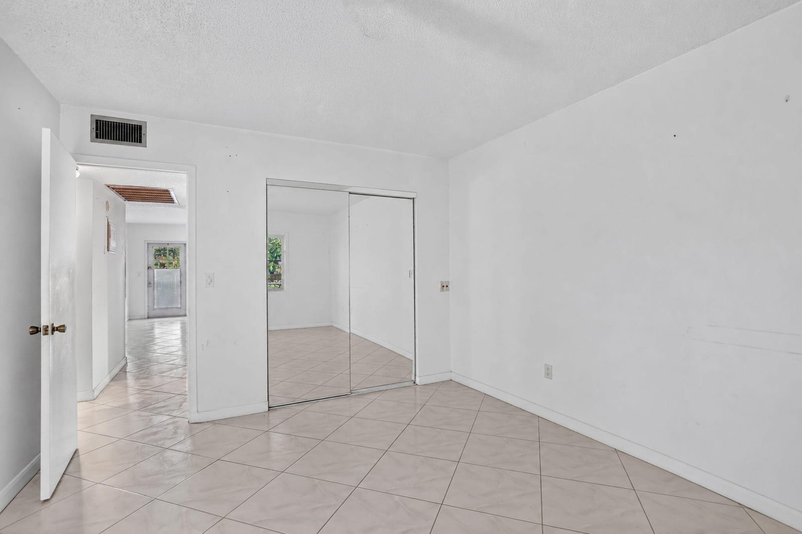 4025 Swansea B 4025, Deerfield Beach, FL 33442 photo 29