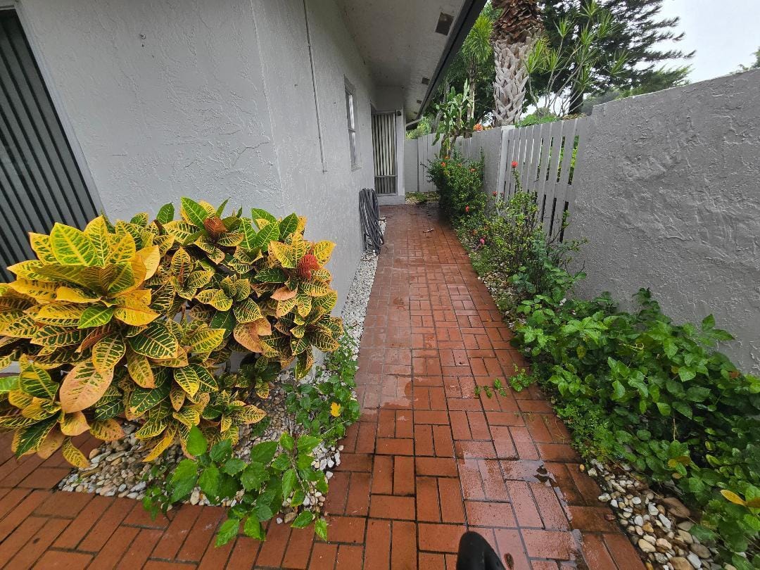 5700 Queen Palm Court B, Delray Beach, FL 33484 photo 27