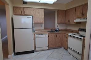 357 N ROCK ISLAND Road 405, Margate, FL 33063 photo 5