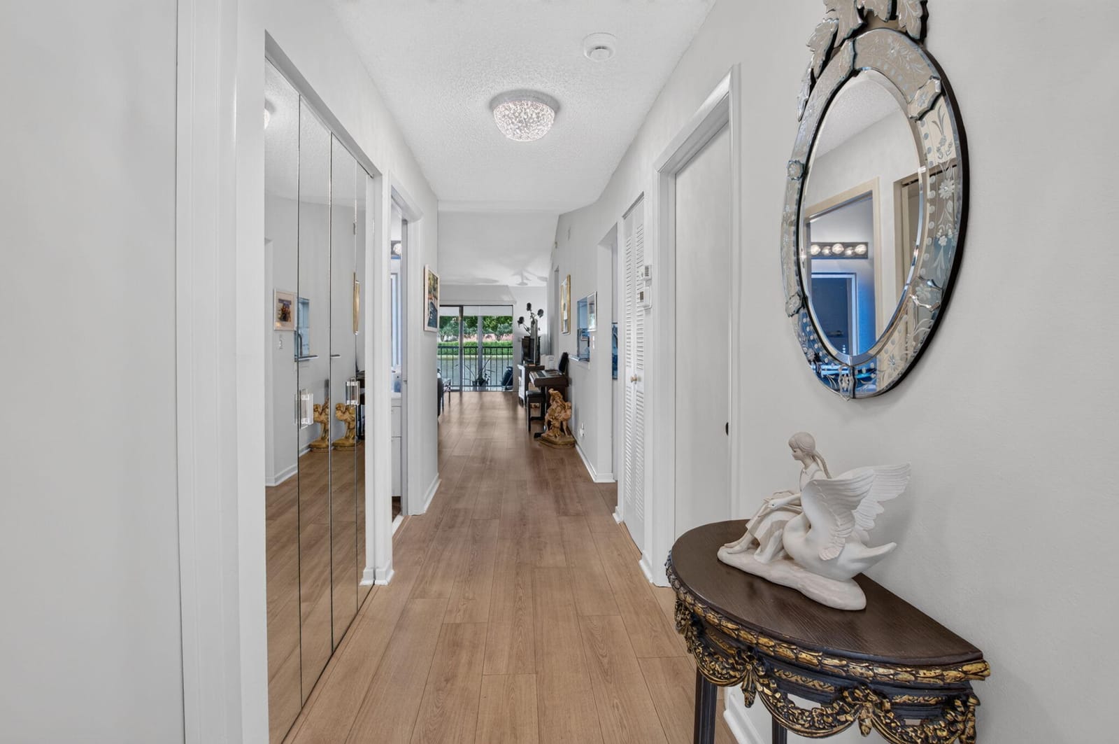 15301 Pembridge Avenue 61 — photo 3