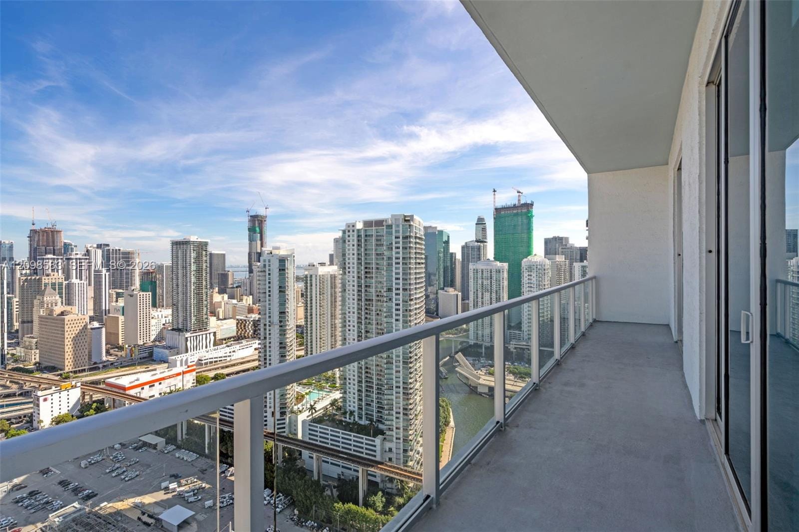 185 SW 7th Street 4401, Miami, FL 33130 photo 24