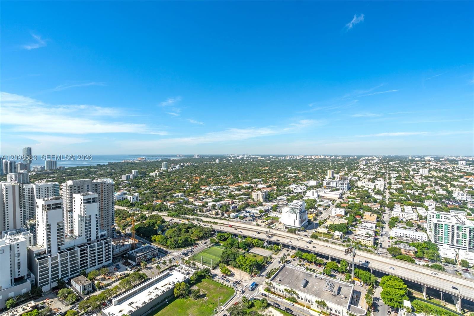 185 SW 7th Street 4401, Miami, FL 33130 photo 29