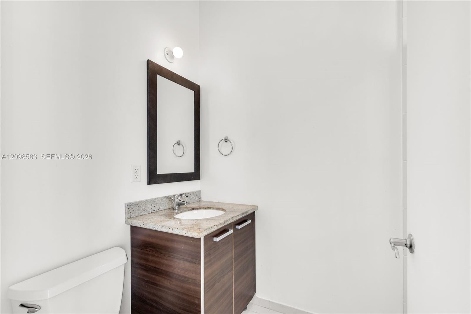 185 SW 7th Street 4401, Miami, FL 33130 photo 10