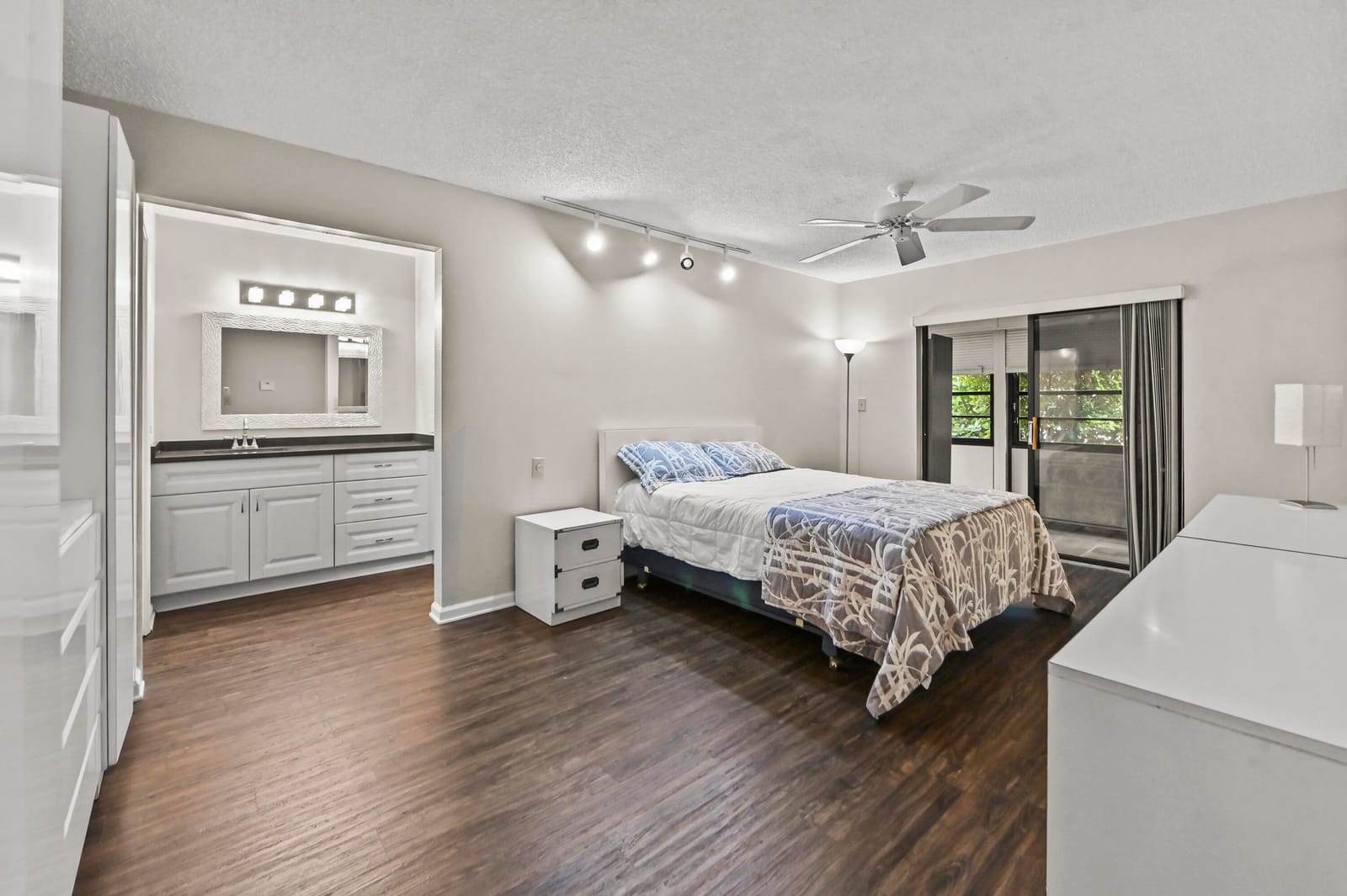2055 NW 15th Place, Delray Beach, FL 33445 photo 16