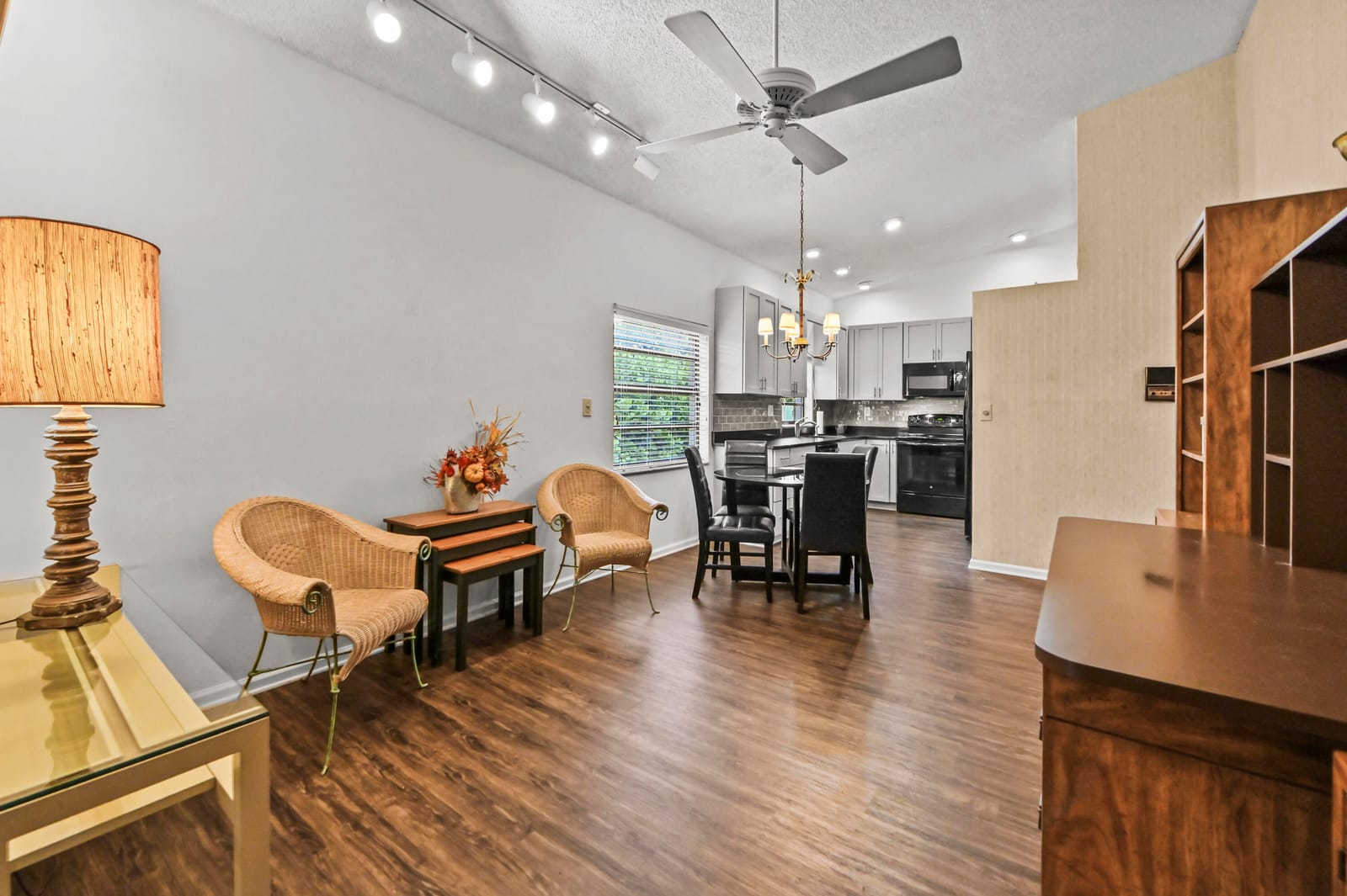 2055 NW 15th Place — photo 10