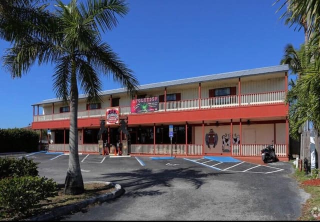3073 NE 6TH Avenue, Wilton Manors, FL 33334