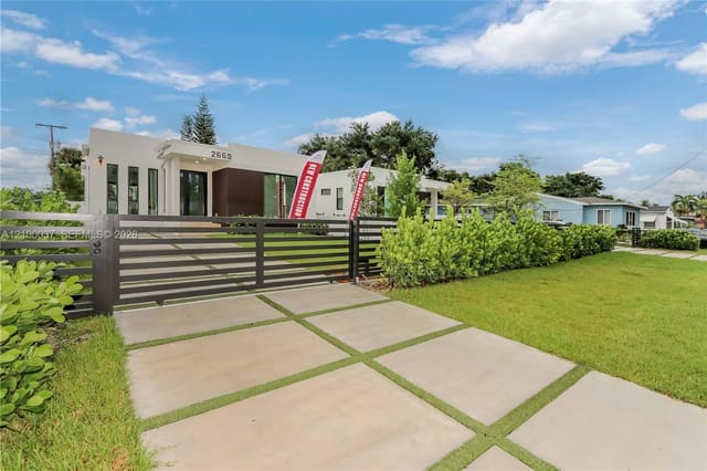 2665 Johnson Street, Hollywood, FL 33020